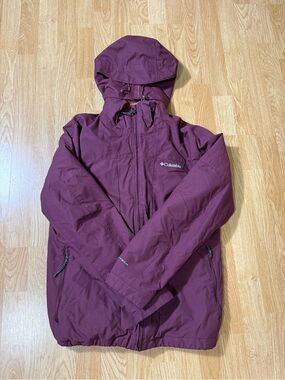 Columbia Burgundy Hooded Outdoor Omni -Tech Women Jacket - Size S